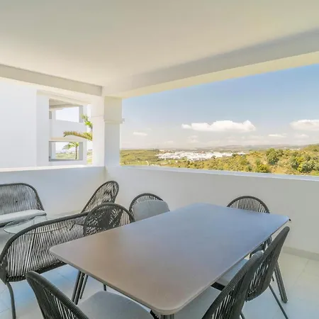 Beautiful In With Wifi, Outdoor Swimming Pool And Swimming Pool Lägenhet *